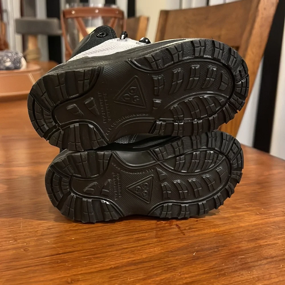 Nike Manoa LTH TD Boots silver black Toddlers Boys Girls 472650 020 Size 5C sz 5